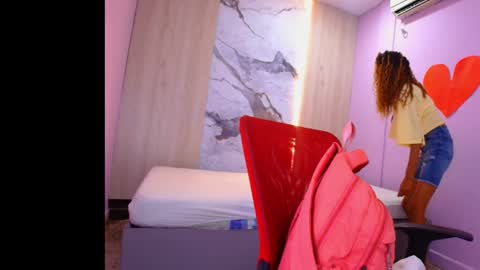 CHARLOTTE online show from 03/12/25, 11:31