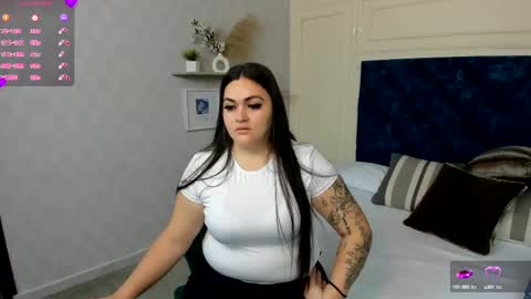 Charlotte Mayers online show from 09/13/25, 11:32