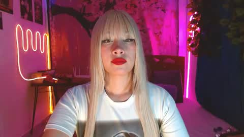 charlotte_morh_ online show from 05/20/26, 01:23