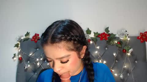 charlottee07 online show from 12/24/24, 10:01