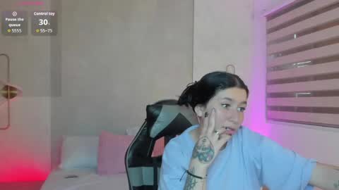 Charlottee online show from 06/05/26, 08:14
