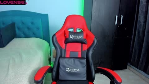 Natalia online show from 01/04/25, 02:35