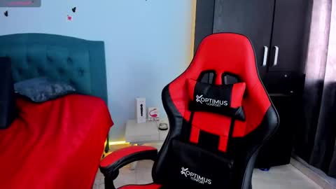 Natalia online show from 03/05/25, 06:12