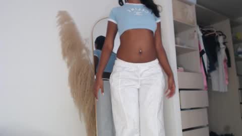 charlottehorny1 online show from 01/14/25, 09:41