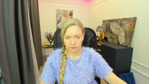 Snapshot of charlottekerti chatting on 04/06/26, 11:55 Charlotte online show from 04/06/26, 11:55