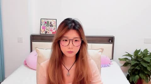 Charlotte online show from 04/12/26, 05:51