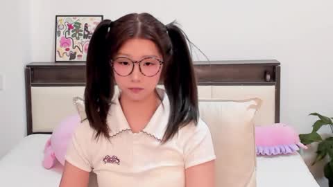 Charlotte online show from 04/25/26, 01:52