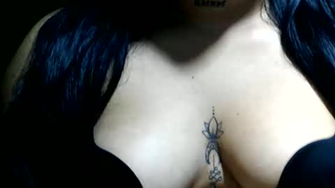 charlottequeen_21 online show from 03/24/26, 10:53