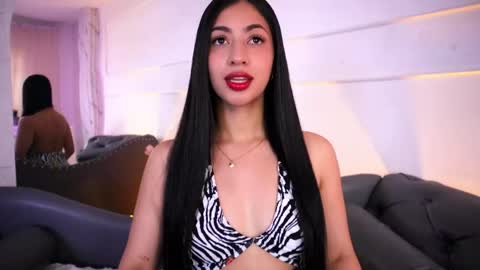 Lauren Rus online show from 05/18/26, 12:33