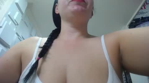 Charlotte  Schmidt online show from 09/17/25, 11:34