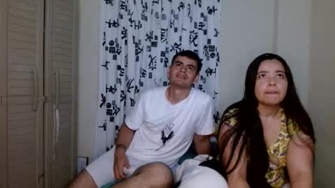 Snapshot of charlottetwins chatting on 12/18/25, 04:18 charlot online show from 12/18/25, 04:18