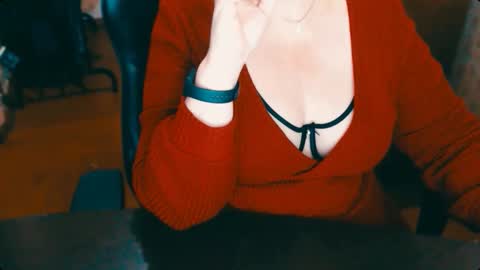 CharlotteXTasty online show from 12/05/25, 01:52