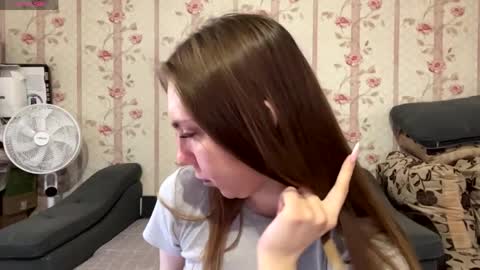 Snapshot of charlsieguterrez chatting on 04/06/26, 03:13 Kate online show from 04/06/26, 03:13