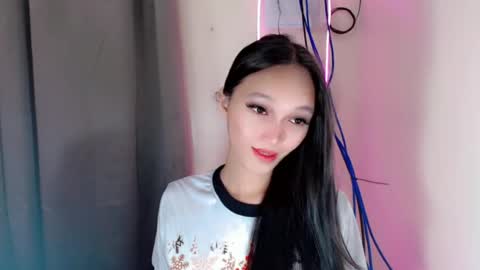 Snapshot of charm_fuckdoll8 chatting on 07/20/26, 10:23 charm_fuckdoll8 online show from 07/20/26, 10:23