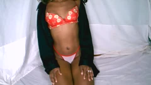 charmantegirl007 online show from 09/12/25, 03:17