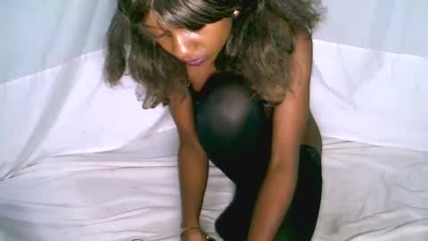 charmantegirl007 online show from 09/14/25, 03:49