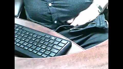 charmeur2672 online show from 04/14/26, 09:26