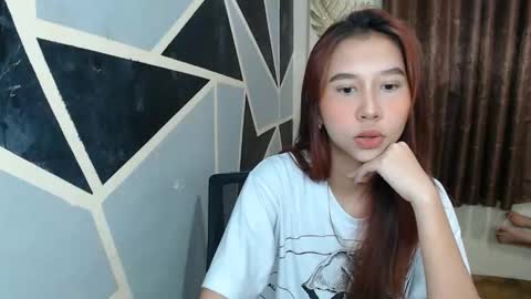 Charm online show from 11/04/25, 06:23