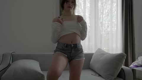 katie online show from 04/22/26, 02:29