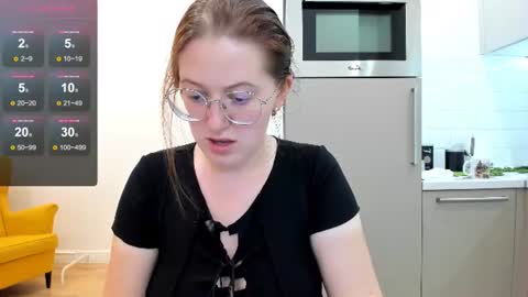 Snapshot of charmygrace chatting on 06/10/26, 07:02 Grace online show from 06/10/26, 07:02