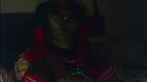 Snapshot of charr1barr chatting on 12/23/24, 08:55 Miss Chocolate online show from 12/23/24, 08:55