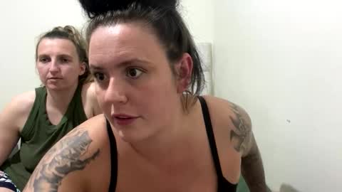 Snapshot of charsworld24 chatting on 04/16/26, 05:14 charsworld24 online show from 04/16/26, 05:14