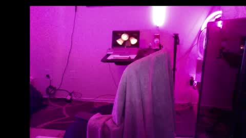 Chase2Attract online show from 02/21/26, 01:06