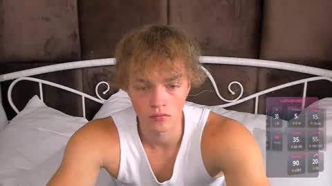 Chase online show from 10/19/25, 03:34