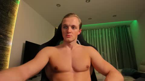 Chase Reed online show from 10/18/25, 05:03