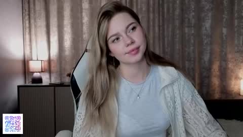 Emilia online show from 05/27/26, 05:04