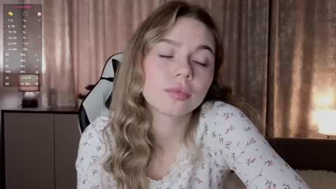 Emilia online show from 06/12/26, 04:22