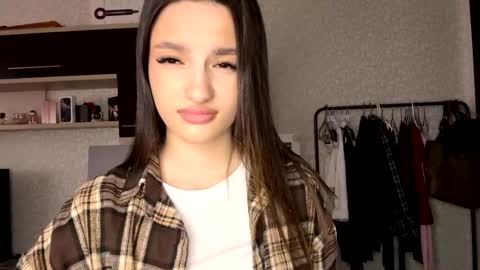 chasitykuhnle online show from 04/21/26, 09:37