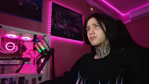 Snapshot of chasxr chatting on 03/03/25, 03:19 Ryan online show from 03/03/25, 03:19