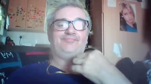 chatboxlee online show from 07/20/26, 12:51