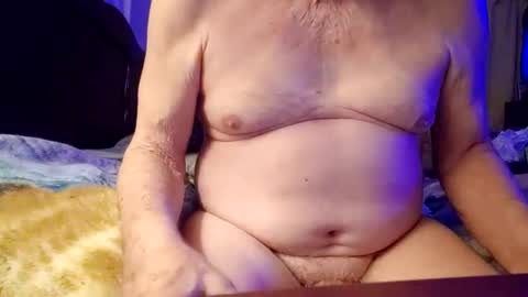 chatoffmale60 online show from 01/04/25, 01:10