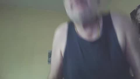 Snapshot of chatubatelee555 chatting on 09/27/25, 02:44 lee online show from 09/27/25, 02:44