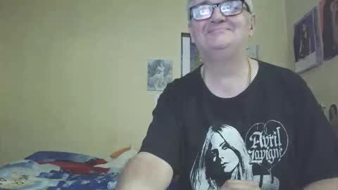 Snapshot of chatubatelee555 chatting on 10/07/25, 06:49 lee online show from 10/07/25, 06:49