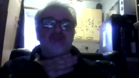 Snapshot of chatubatelee555 chatting on 01/10/26, 02:08 lee online show from 01/10/26, 02:08