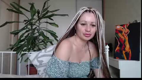 chatureva online show from 06/19/26, 11:03