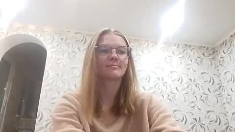 Olivia online show from 04/26/26, 09:23