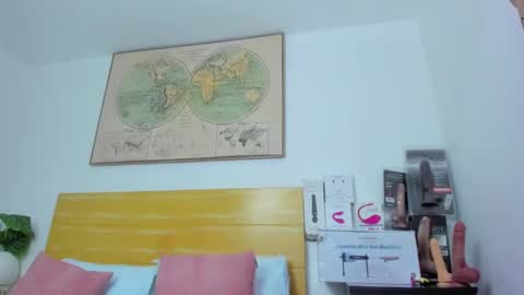 isabel online show from 02/21/25, 04:48