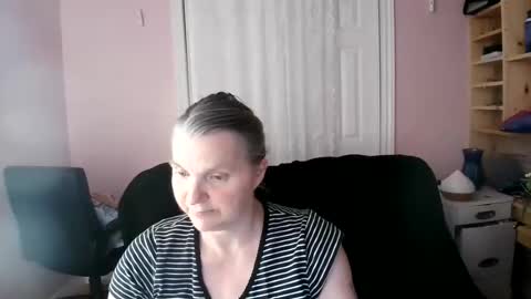 Snapshot of chealsiek chatting on 06/12/26, 01:48 chealsiek online show from 06/12/26, 01:48