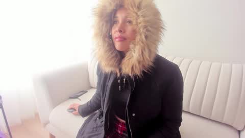 Regina Phalange online show from 02/25/25, 07:25