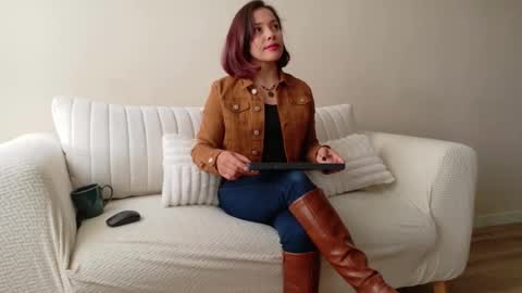 Regina Phalange online show from 02/17/26, 04:57