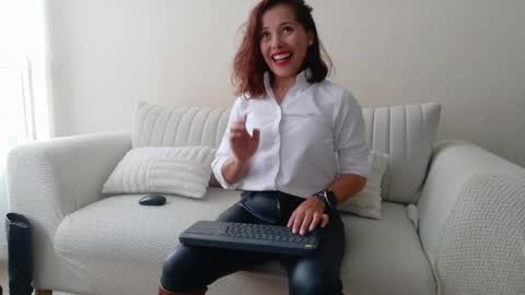 Snapshot of cheek_chic12 chatting on 05/29/26, 09:57 Regina Phalange online show from 05/29/26, 09:57