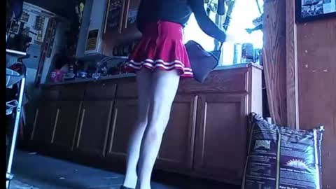 cheerleader_crossdresser online show from 05/11/26, 06:49
