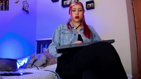 Snapshot of cheeryl chatting on 01/18/25, 12:57 Miss Cheeryl online show from 01/18/25, 12:57