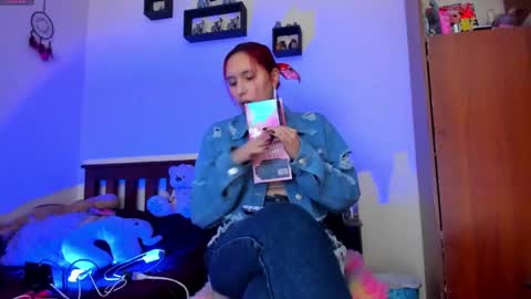 Snapshot of cheeryl chatting on 03/11/25, 04:21 Miss Cheeryl online show from 03/11/25, 04:21