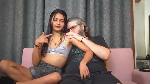 Snapshot of cheeseburgerjesus chatting on 12/04/24, 07:45 Cheesburger Jesus and whoever showed up. online show from 12/04/24, 07:45