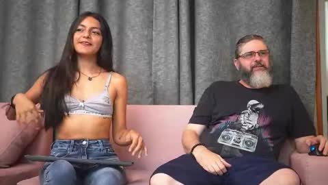 Snapshot of cheeseburgerjesus chatting on 12/06/24, 06:39 Cheesburger Jesus and whoever showed up. online show from 12/06/24, 06:39